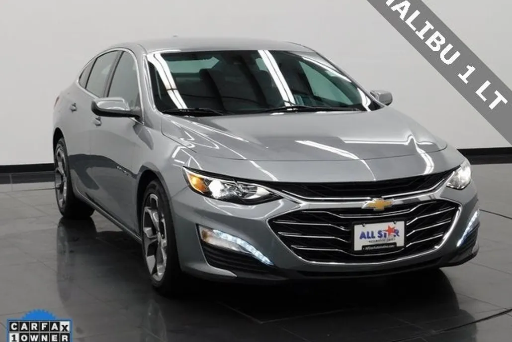 2024 Chevrolet Malibu 1LT photo 1