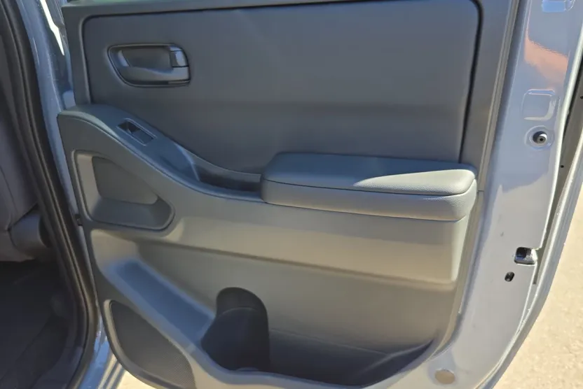 2026 Nissan Frontier SV photo 1