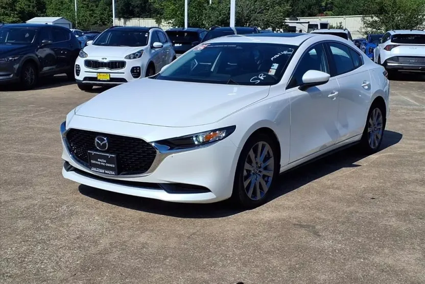 2025 Mazda Mazda3 2.5 s Preferred photo 1