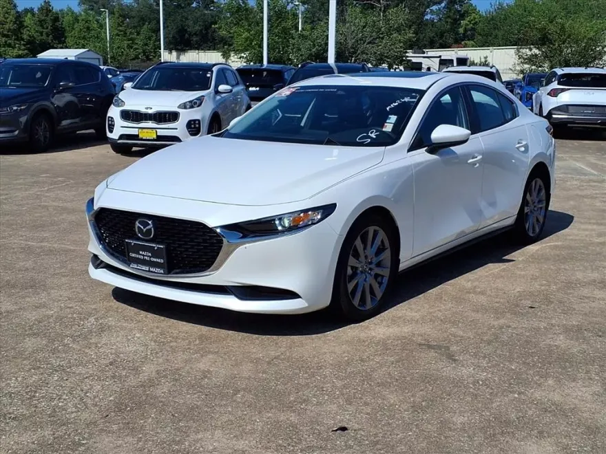 2025 Mazda Mazda3 2.5 s Preferred photo 1