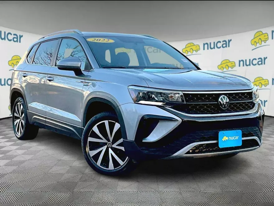 2022 Volkswagen Taos SE photo 1