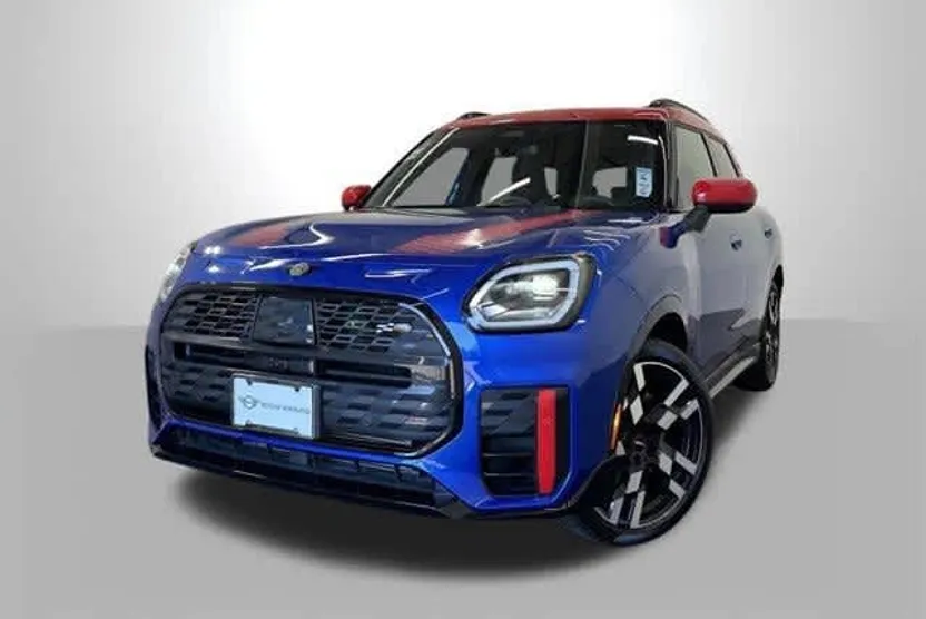 2025 Mini Countryman John Cooper Works Iconic photo 1