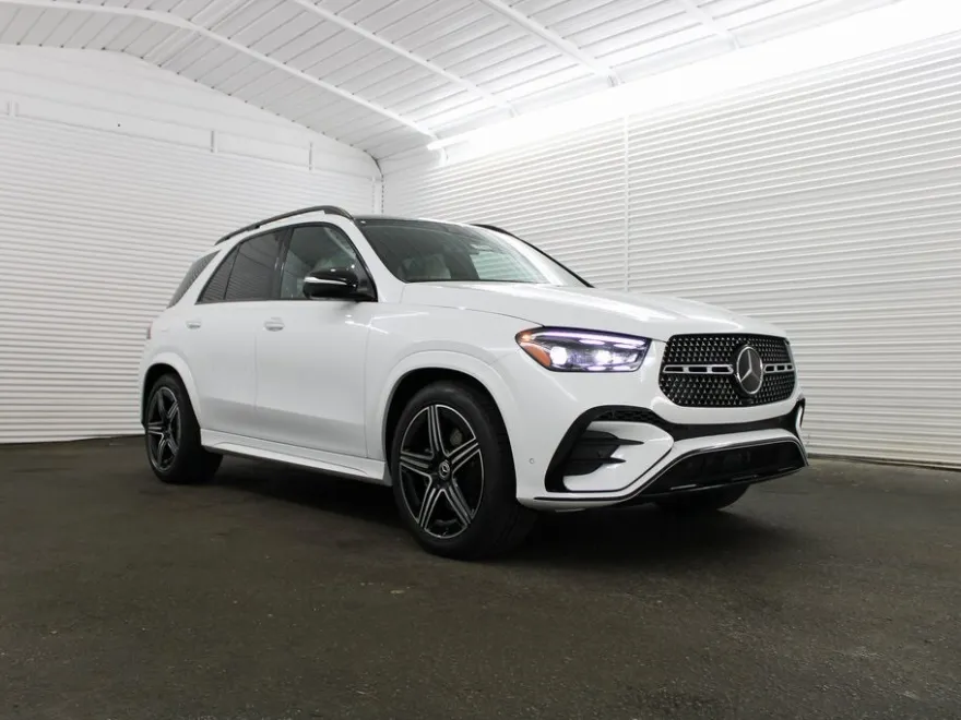 2026 Mercedes Benz GLE 580 4MATIC photo 1
