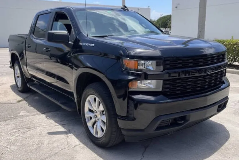 2022 Chevrolet Silverado 1500 Custom photo 1
