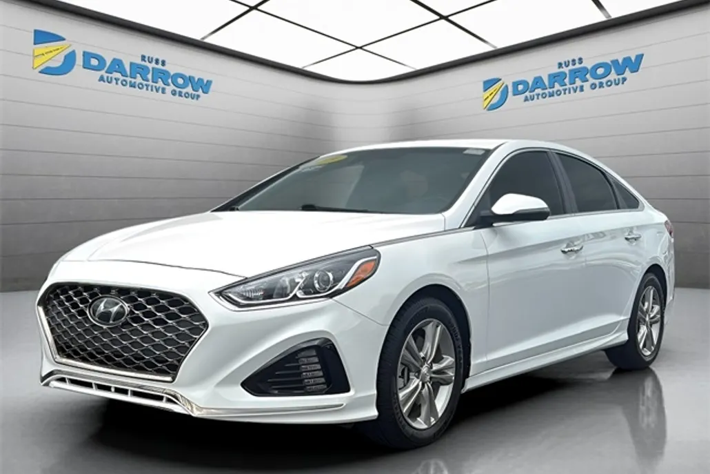 2019 Hyundai Sonata SEL photo 1