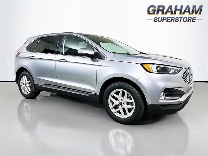 2024 Ford Edge SEL photo 1