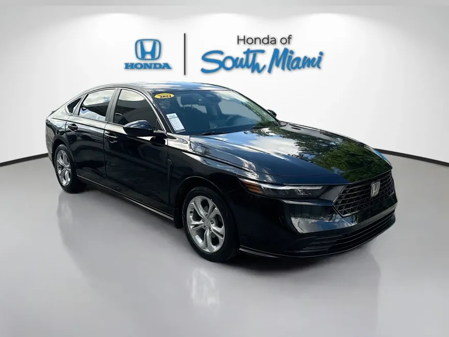 2023 Honda Accord LX photo 1