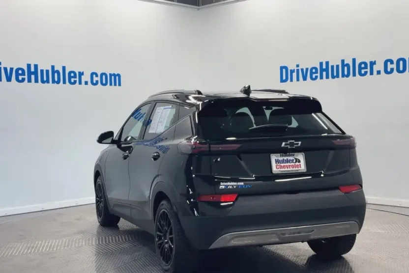 2023 Chevrolet Bolt EUV photo 1