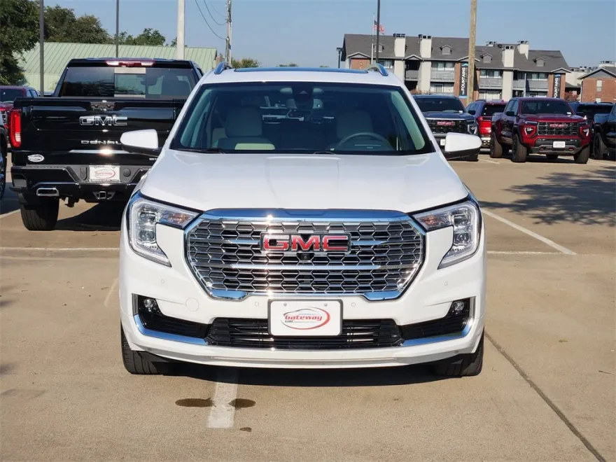2023 Gmc Terrain Denali photo 1