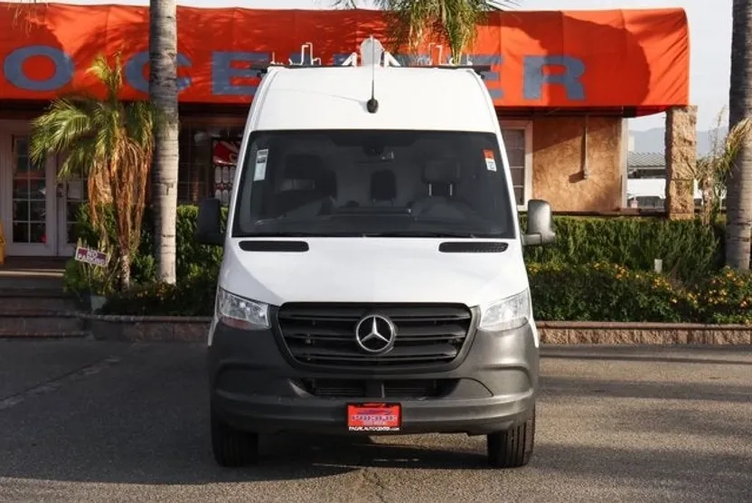 2021 Mercedes Benz Sprinter 2500 170 WB photo 1