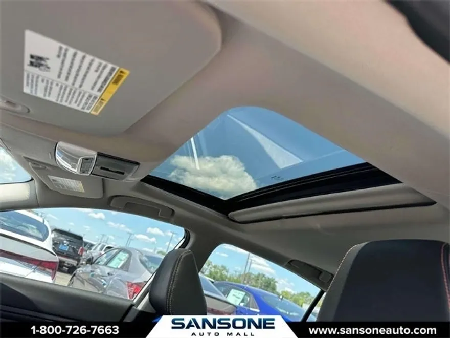 2022 Nissan Altima 2.5 SR photo 18