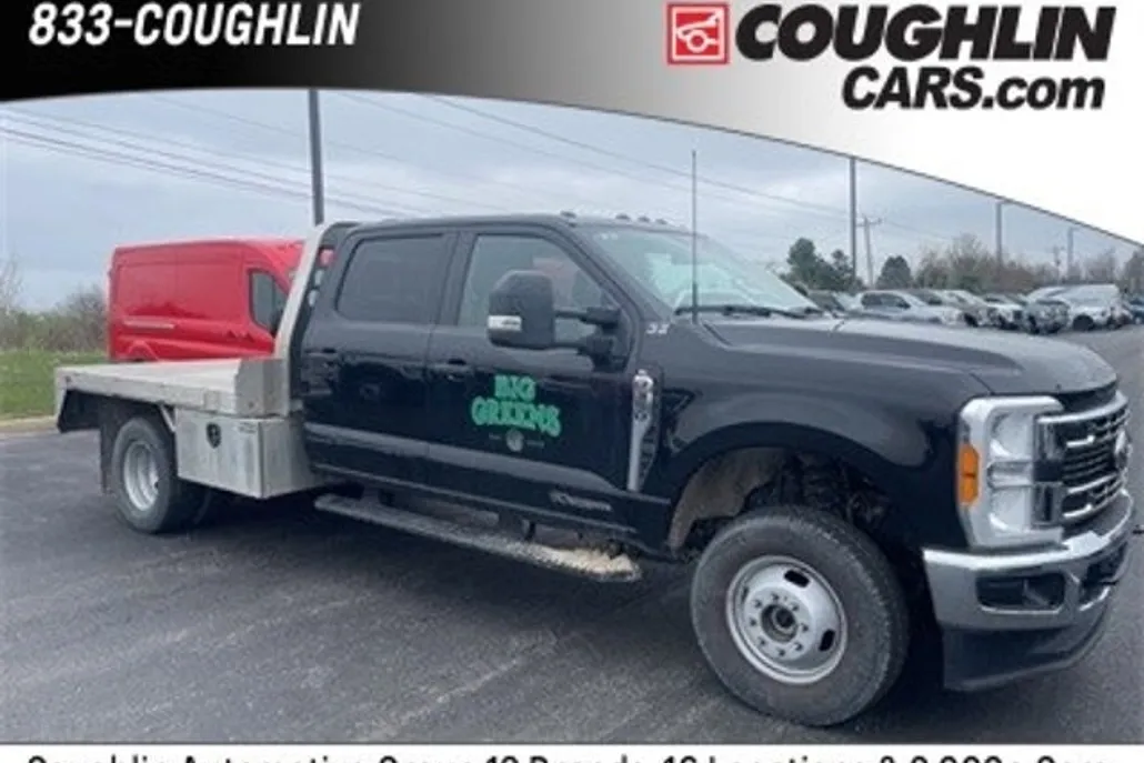2023 Ford F-350 XL photo 1
