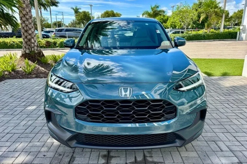 2024 Honda HR-V LX photo 1