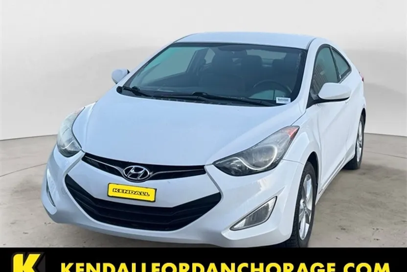 2013 Hyundai Elantra GS photo 1