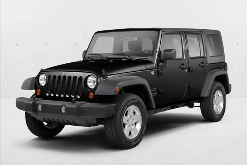 2010 Jeep Wrangler Unlimited Sahara photo 1
