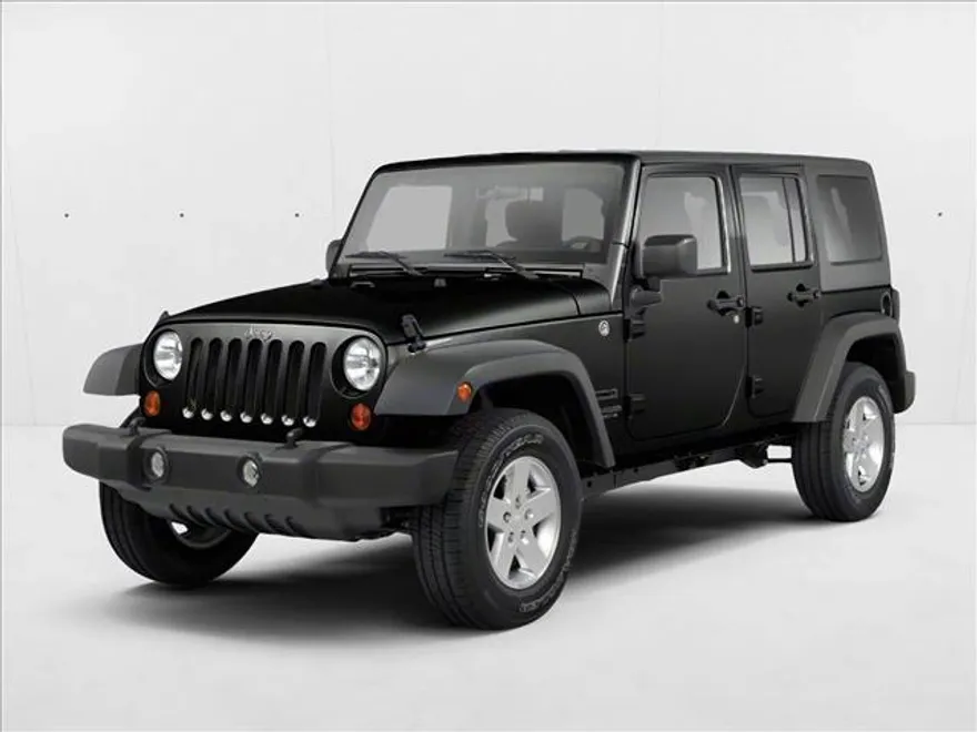2010 Jeep Wrangler Unlimited Sahara photo 1