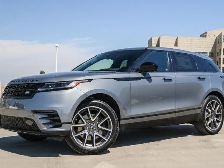 2026 Land Rover Range Rover Velar SE photo 1