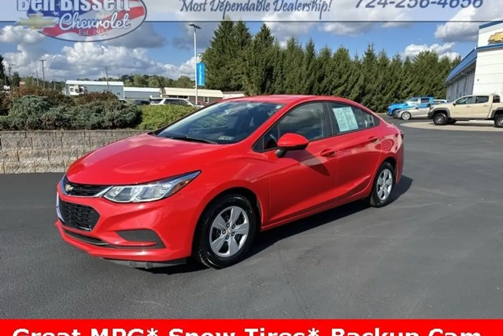 2018 Chevrolet Cruze LS photo 1