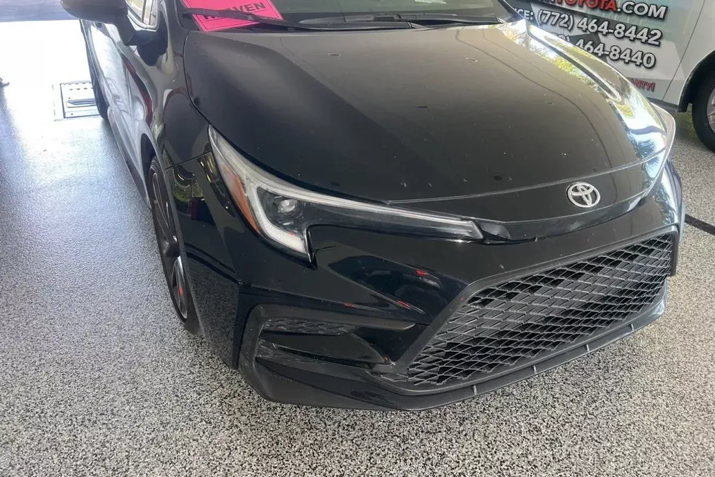 2024 Toyota Corolla SE photo 1