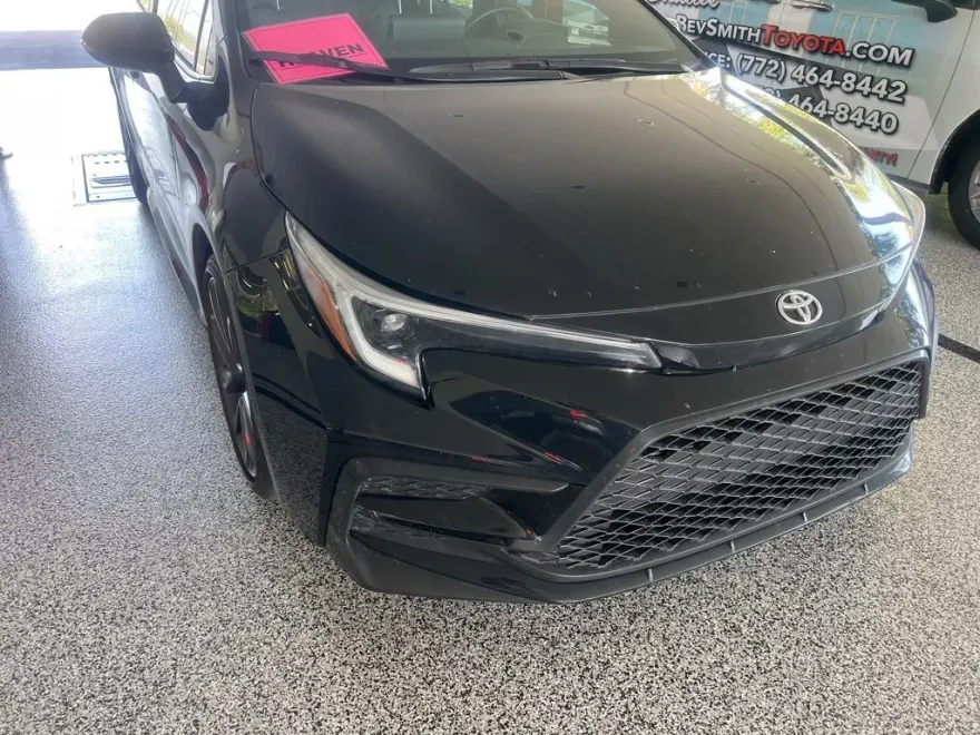 2024 Toyota Corolla SE photo 1