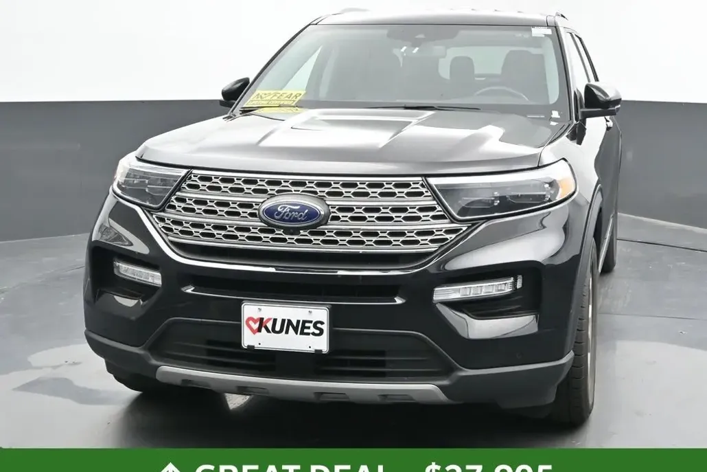 2023 Ford Explorer Limited photo 1
