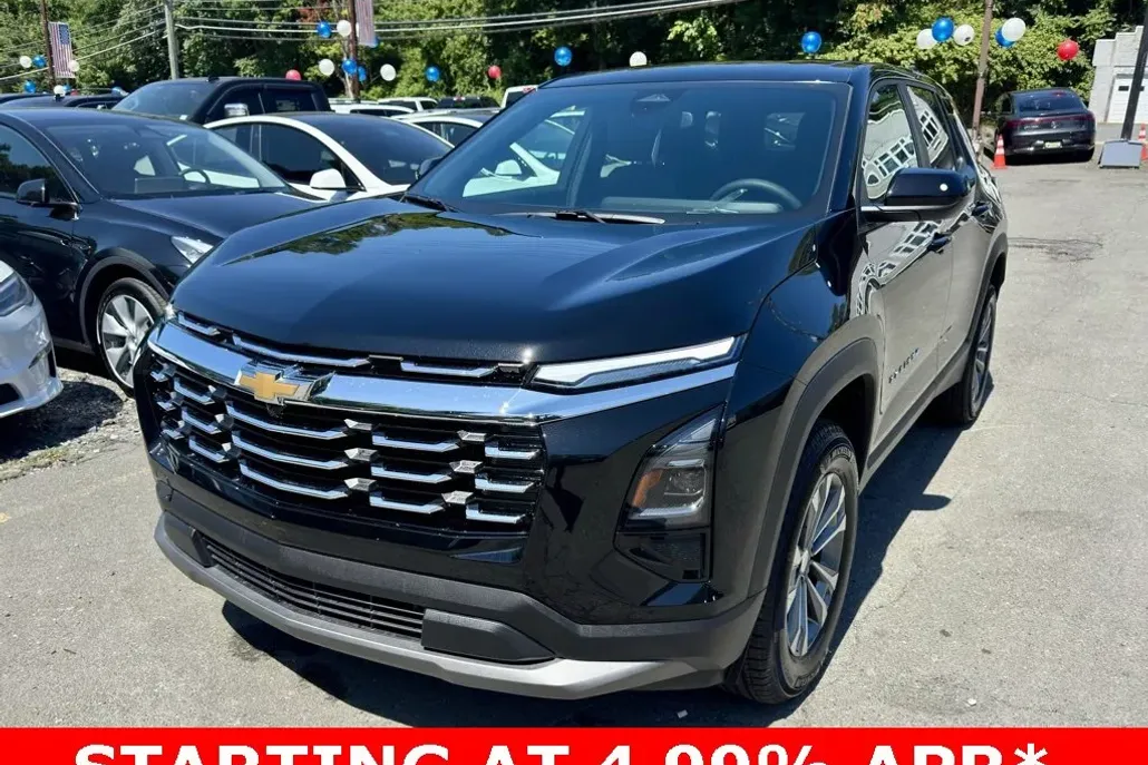 2026 Chevrolet Equinox LT photo 1