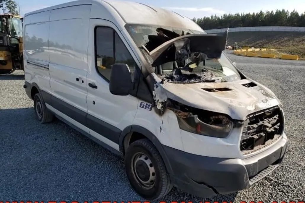 2015 Ford Transit Cargo Van photo 1