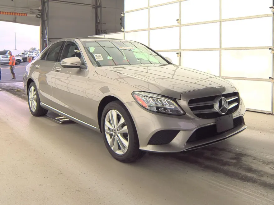 2019 Mercedes Benz C 300 4MATIC photo 1
