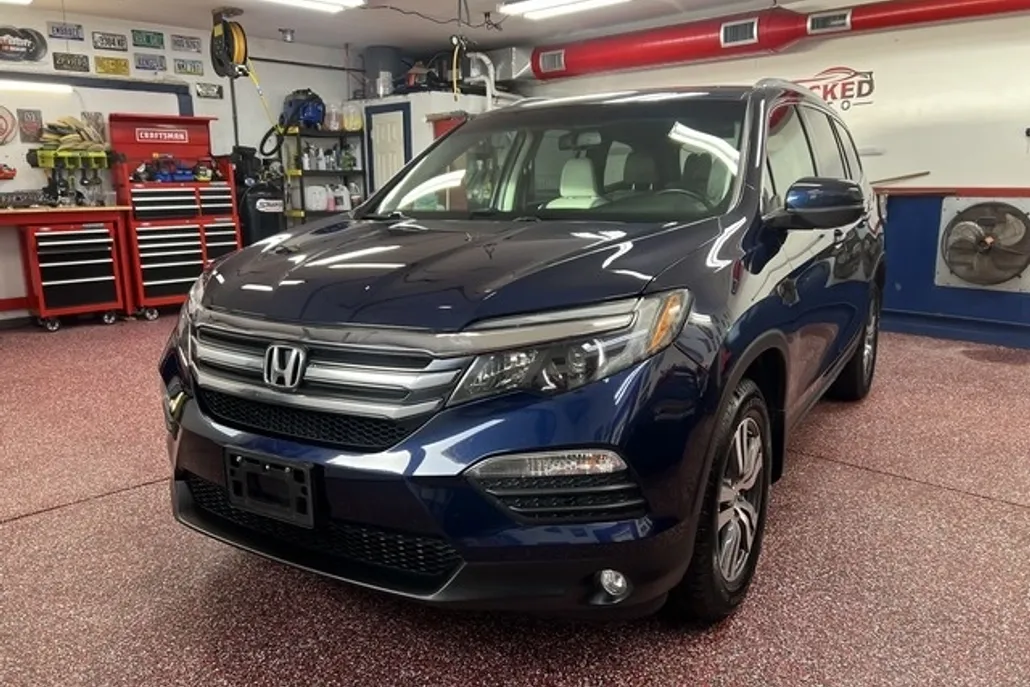 2017 Honda Pilot EX-L photo 1
