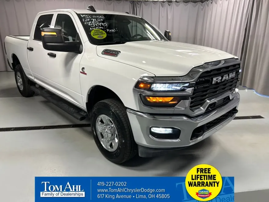 2025 Ram 2500 Tradesman photo 1
