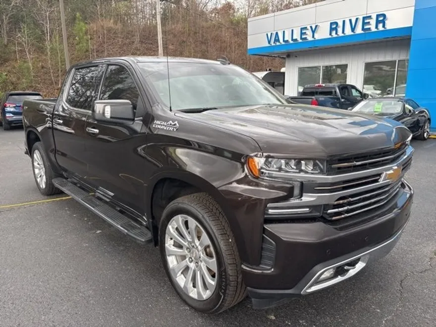 2019 Chevrolet Silverado 1500 High Country photo 1