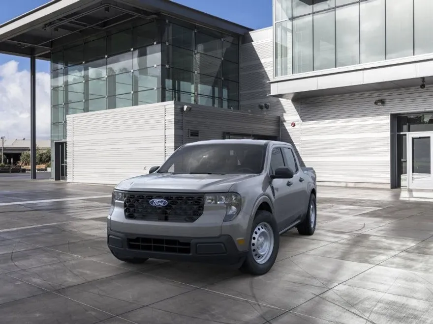 2025 Ford Maverick XL photo 1