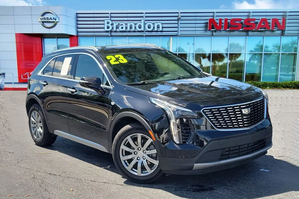 2023 Cadillac XT4 Premium Luxury photo 1