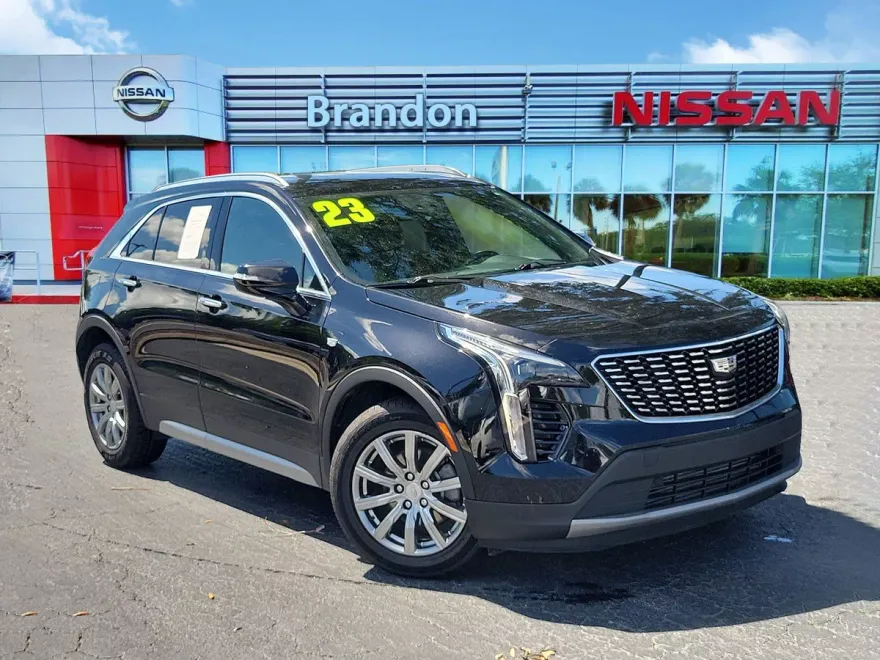 2023 Cadillac XT4 Premium Luxury photo 1