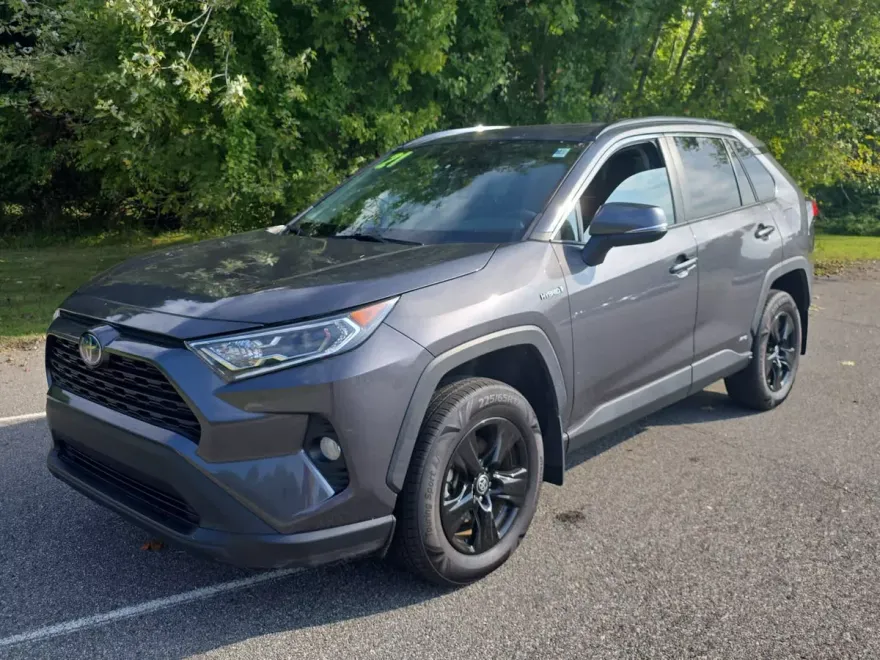 2021 Toyota RAV4 Hybrid XLE photo 1