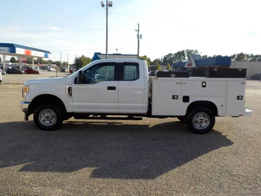 2021 Ford F-250 XL photo 1