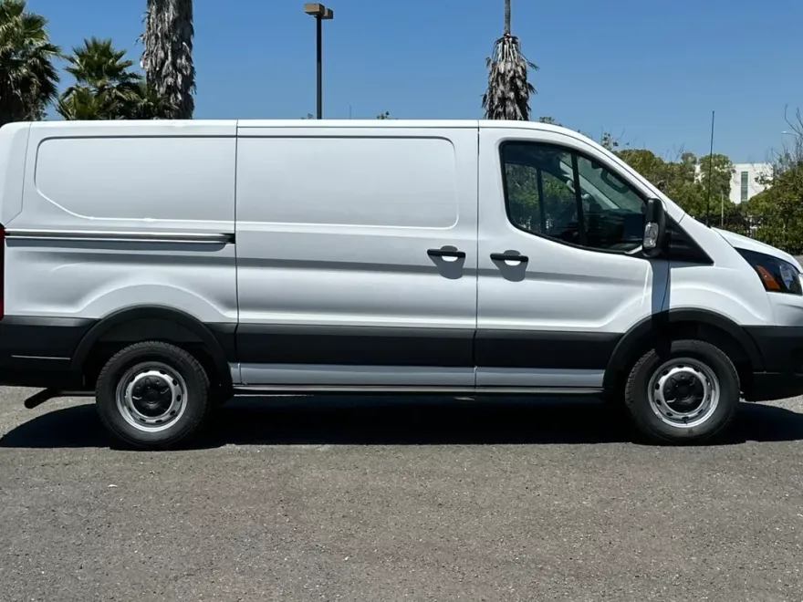 2025 Ford Transit photo 1