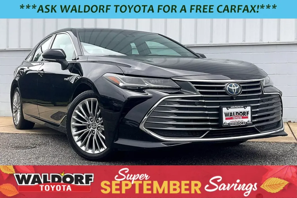 2021 Toyota Avalon Hybrid Limited photo 1