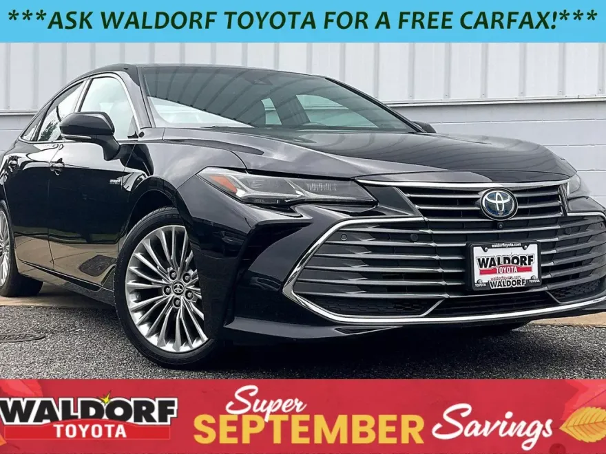 2021 Toyota Avalon Hybrid Limited photo 1