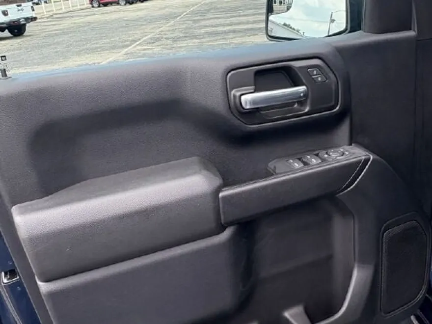 2022 Chevrolet Traverse Cloth photo 1
