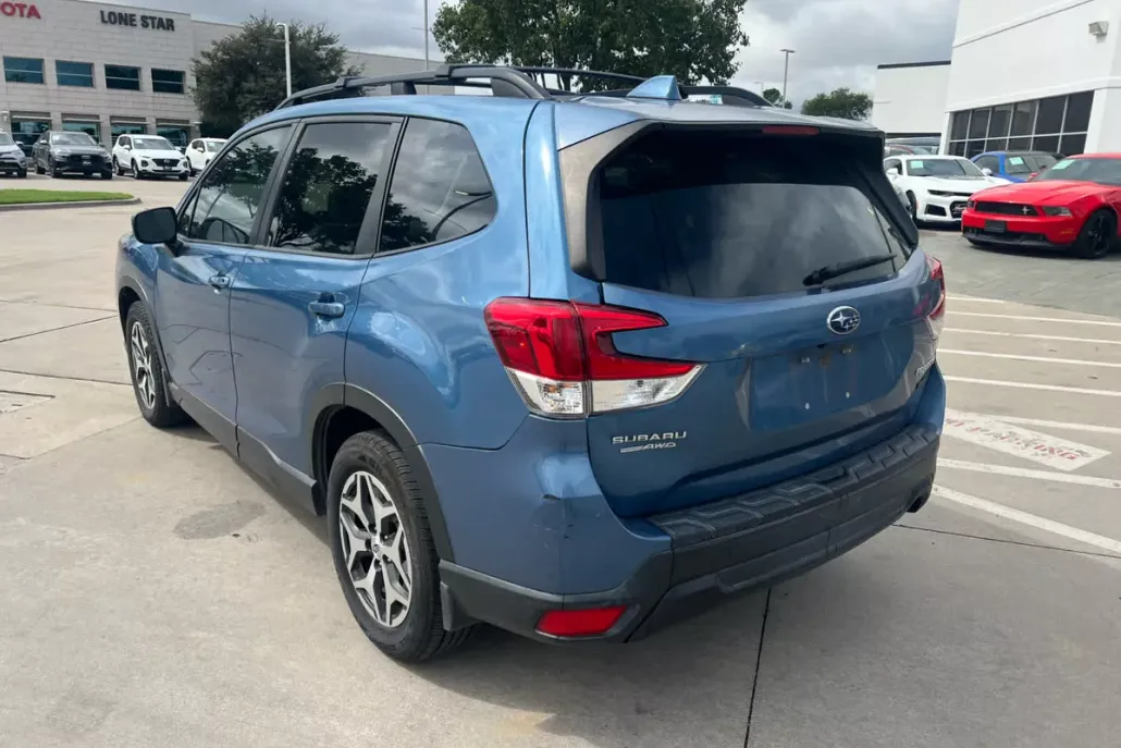 2019 Subaru Forester Premium photo 1