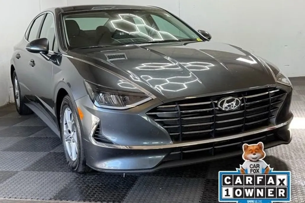 2023 Hyundai Sonata SE photo 1