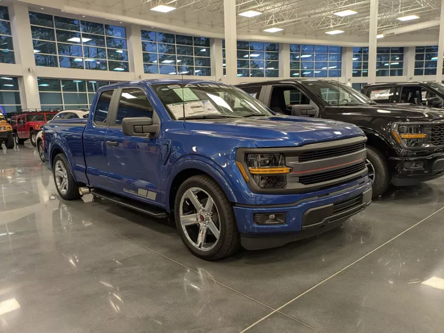 2025 Ford F-150 XL photo 1
