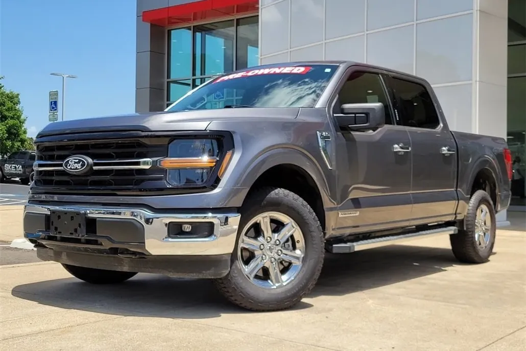 2024 Ford F-150 XLT photo 1