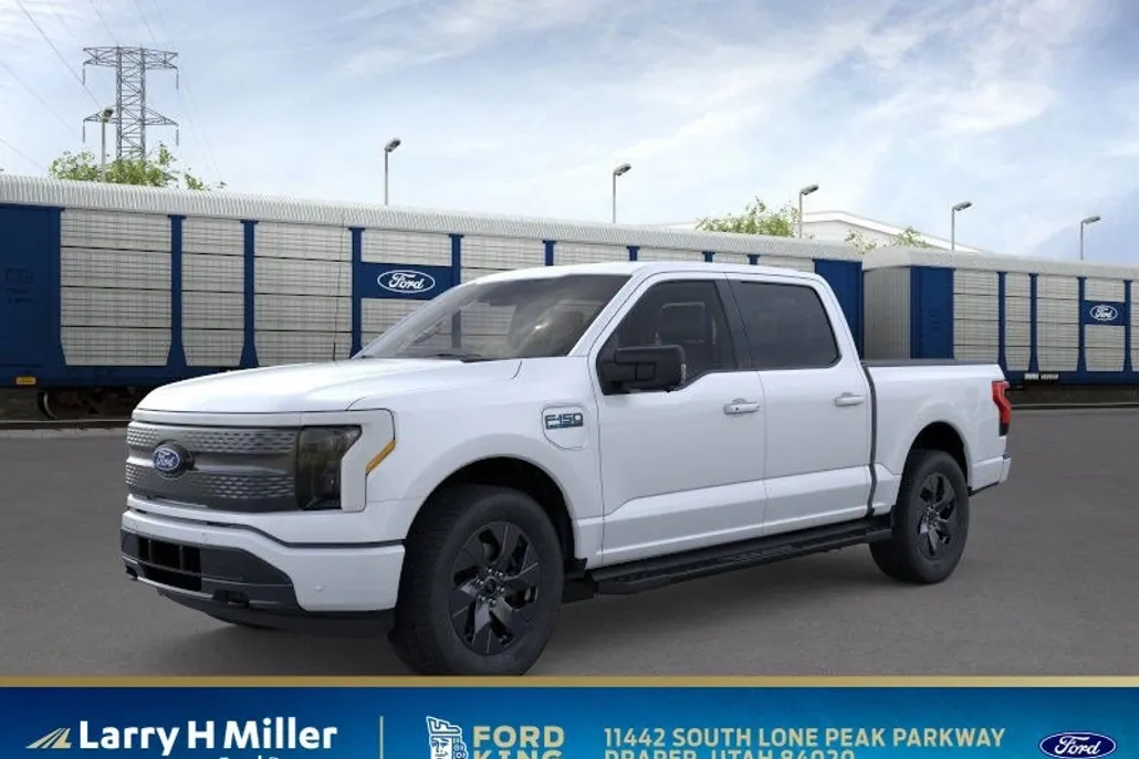 2025 Ford F-150 Lightning photo 1