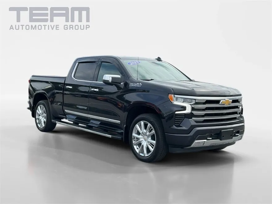 2023 Chevrolet Silverado 1500 High Country photo 1