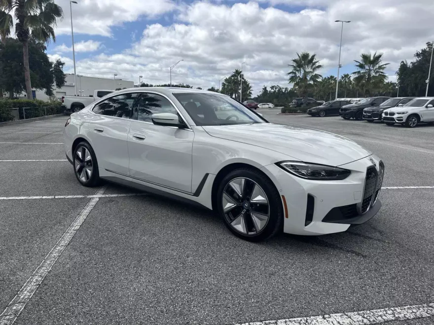 2023 Bmw i4 eDrive35 photo 1