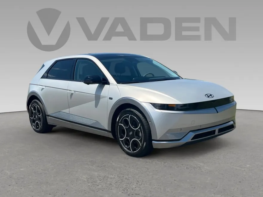 2024 Hyundai Ioniq 5 photo 1