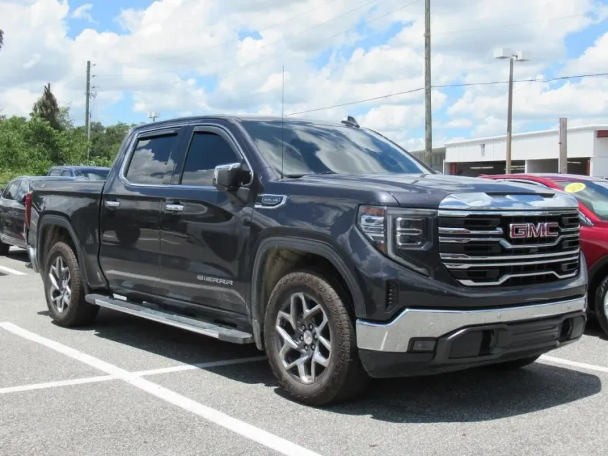 2022 Gmc Sierra 1500 SLT photo 1