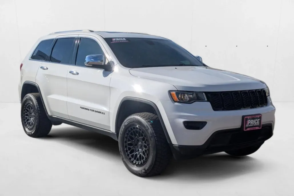 2020 Jeep Grand Cherokee Limited photo 1